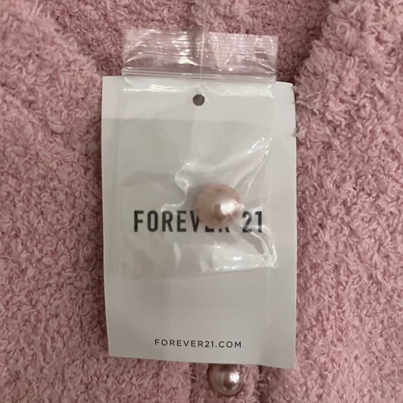 NWT Disney Forever 21 Daisy pink plush romper with pearl buttons  women’s small - Picture 8 of 12